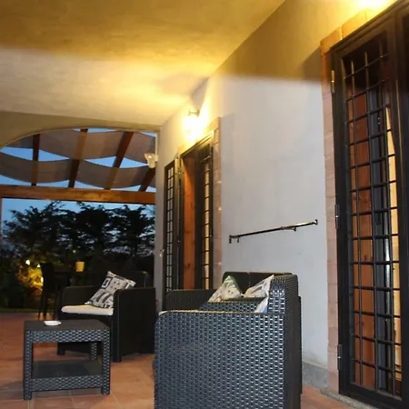 La Casa Di Francesca Bracciano (Rome)